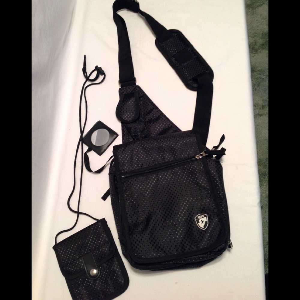 Heys travel mate V3. Cross body carry all, EUC